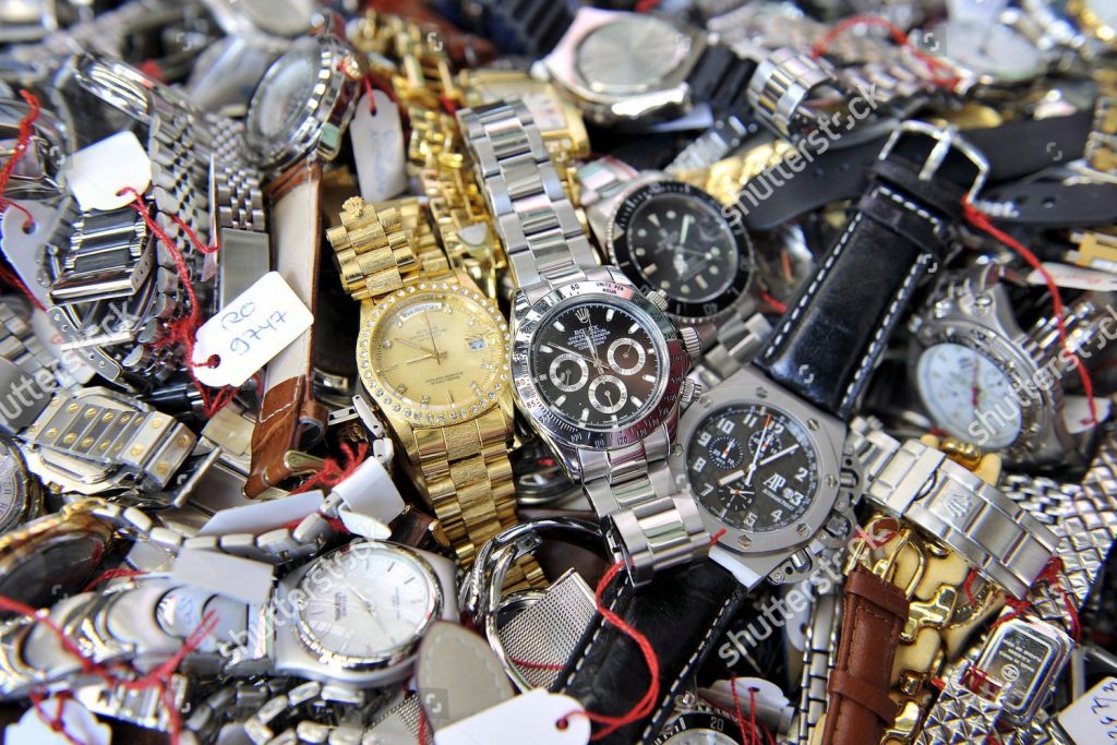 Counterfeited jewelry products mostly sold in traffic
